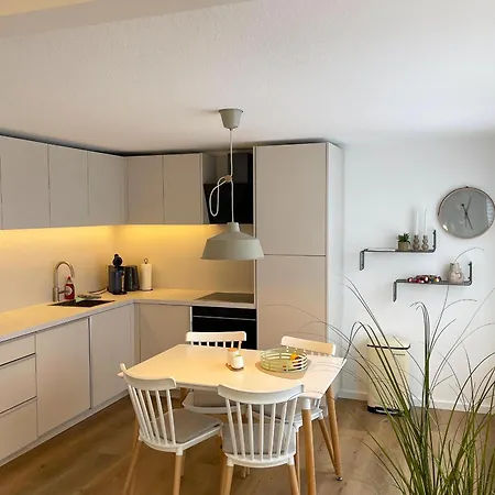Stine's Hus 3 *